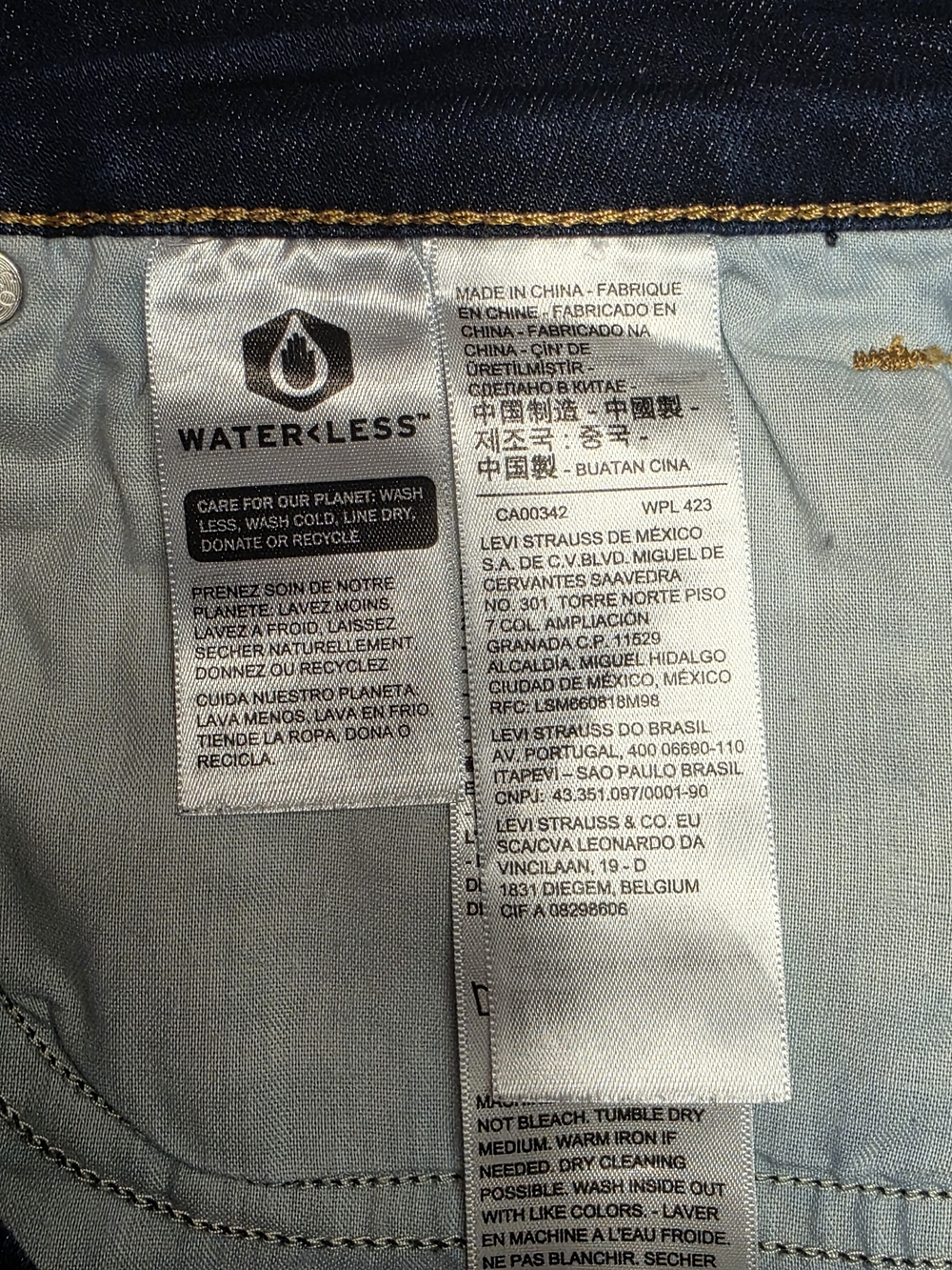 Levi's Women's 721 High Rise Skinny Jeans Size 31x30 - Picture 12 of 12